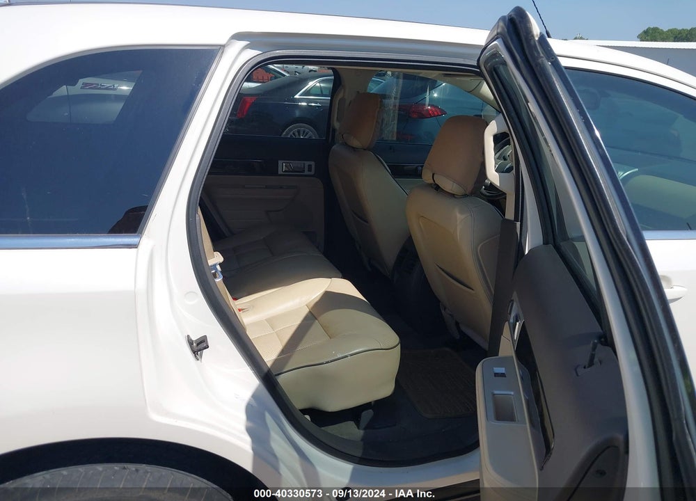 2008 LINCOLN MKX VIN: 2LMDU88C78BJ20827