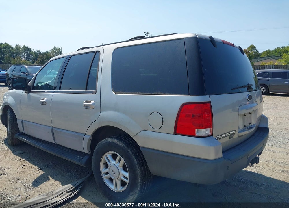 2004 FORD EXPEDITION XLT VIN: 1FMFU15L34LA80126