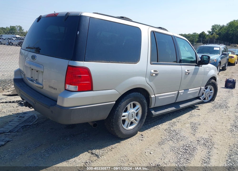 2004 FORD EXPEDITION XLT VIN: 1FMFU15L34LA80126