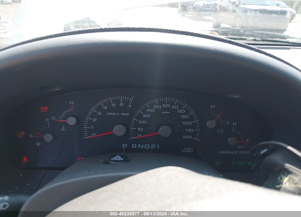 2004 FORD EXPEDITION XLT VIN: 1FMFU15L34LA80126