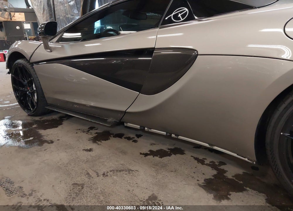 2018 MCLAREN 570S VIN: SBM13FAA5JW005187