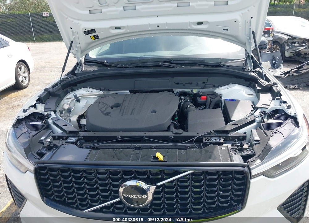 2024 VOLVO XC60 B5 PLUS DARK THEME VIN: YV4L12RL9R1792561