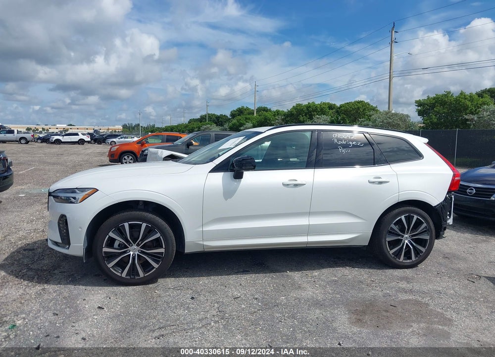 2024 VOLVO XC60 B5 PLUS DARK THEME VIN: YV4L12RL9R1792561
