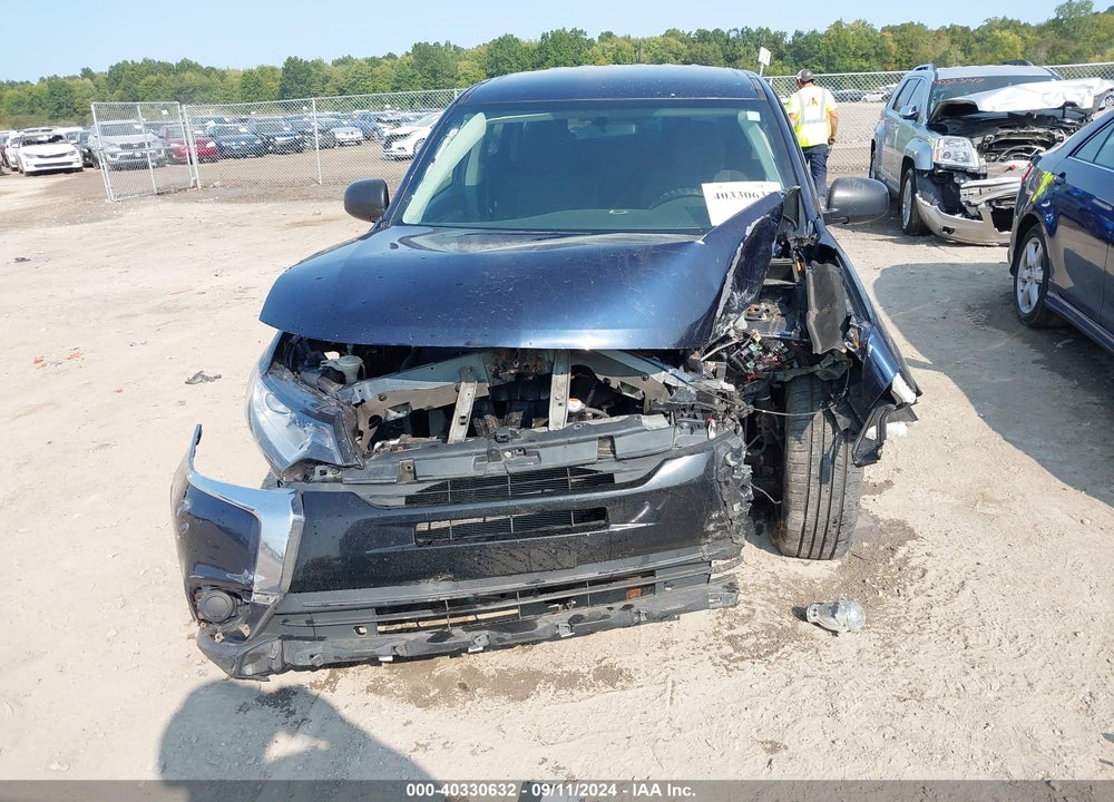2016 MITSUBISHI OUTLANDER ES VIN: JA4AD2A3XGZ005333