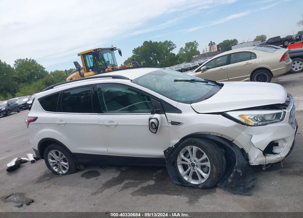 2017 FORD ESCAPE SE VIN: 1FMCU0GD2HUA61263
