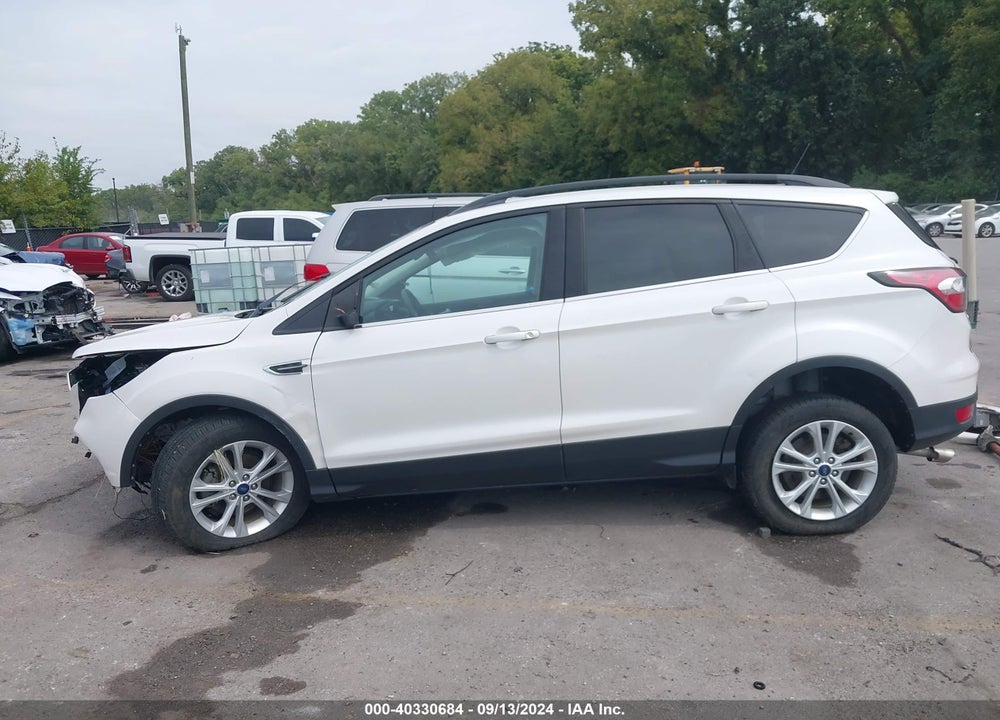 2017 FORD ESCAPE SE VIN: 1FMCU0GD2HUA61263