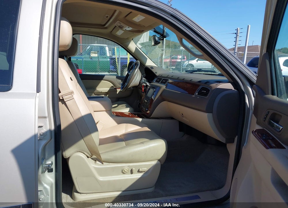 2013 CHEVROLET TAHOE LTZ VIN: 1GNSKCE01DR322054