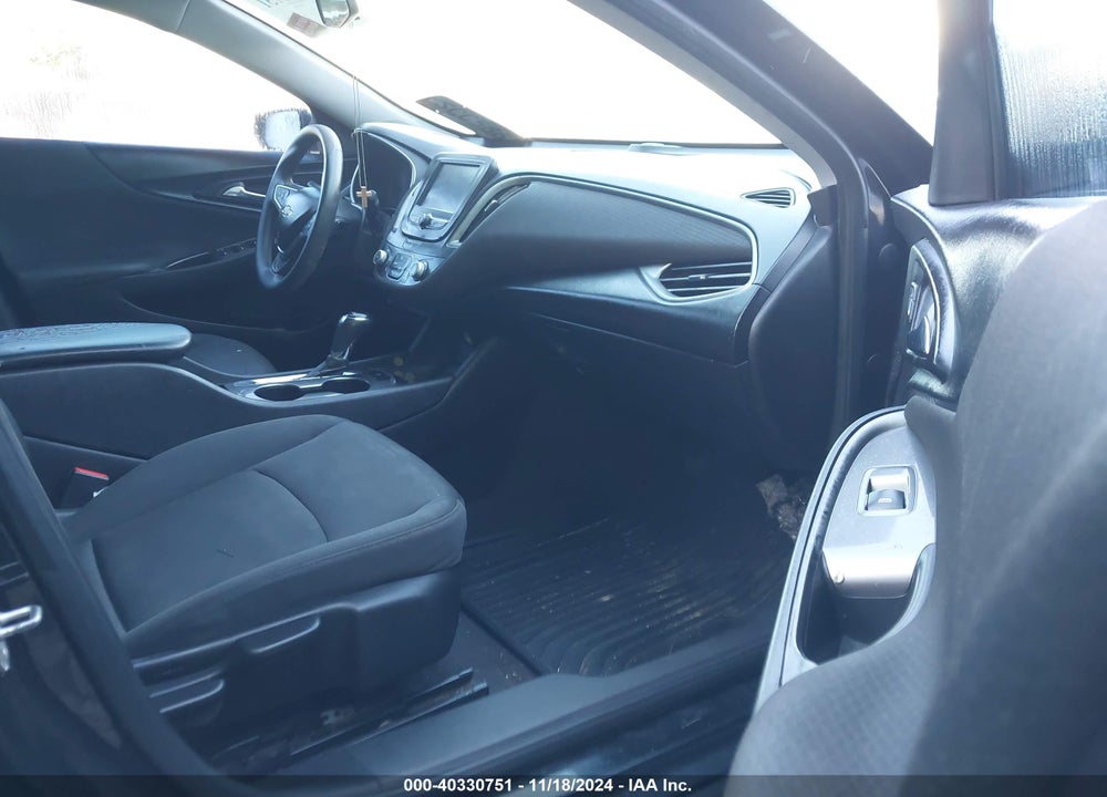 2017 CHEVROLET MALIBU LS VIN: 1G1ZB5ST8HF113489