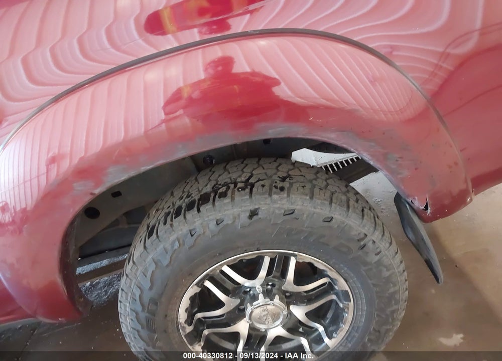 2005 TOYOTA TUNDRA LIMITED V8 VIN: 5TBDT48195S495275