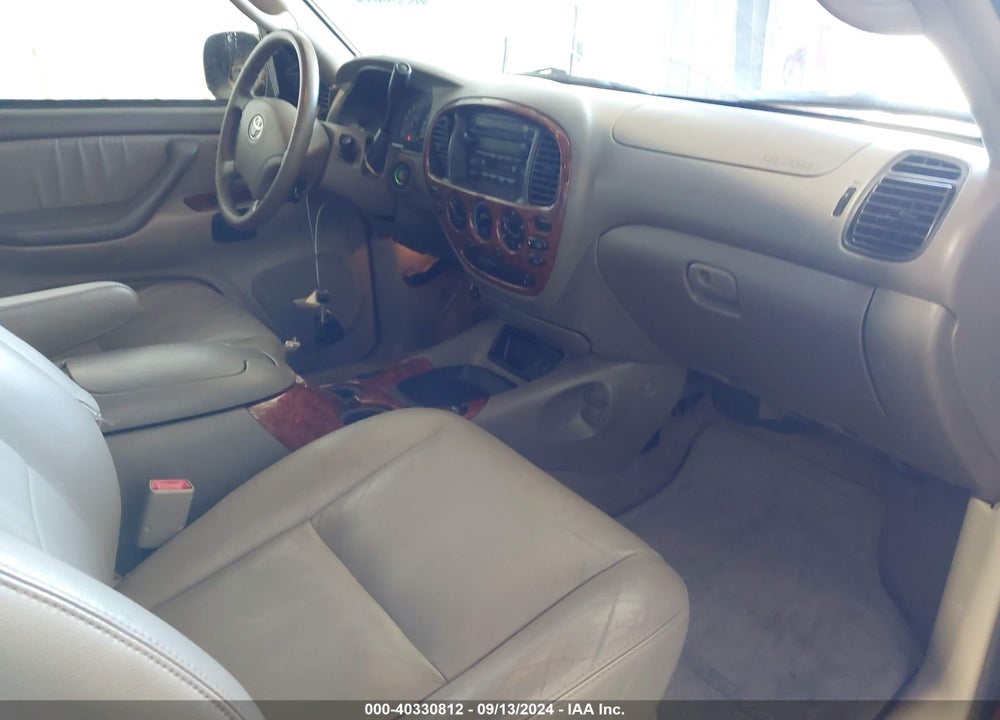 2005 TOYOTA TUNDRA LIMITED V8 VIN: 5TBDT48195S495275