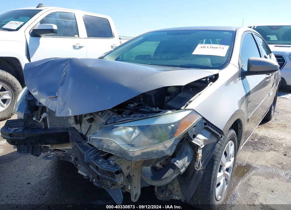 2015 TOYOTA COROLLA LE VIN: 5YFBURHE8FP220812