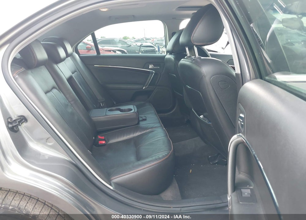 2010 LINCOLN MKZ VIN: 3LNHL2GC7AR606947