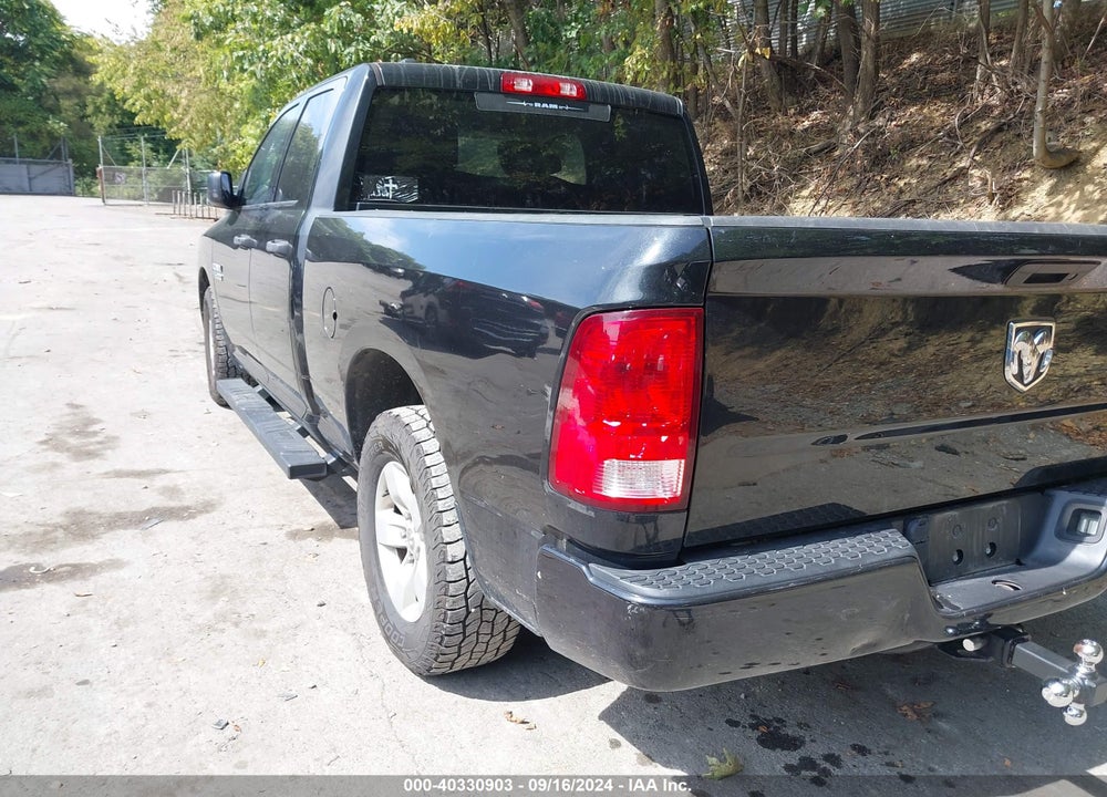 2017 RAM 1500 EXPRESS QUAD CAB 4X2 6'4 BOX VIN: 1C6RR6FG3HS860566