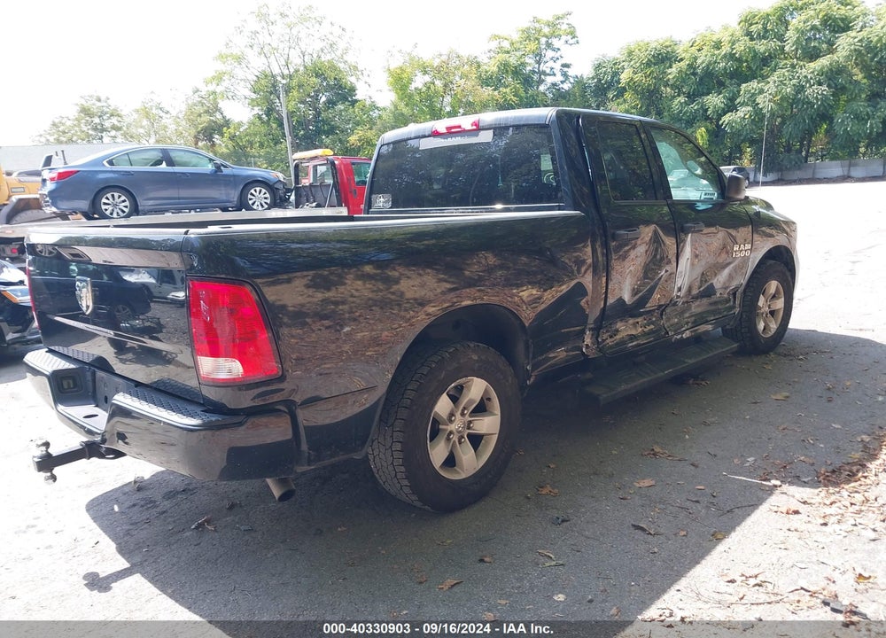 2017 RAM 1500 EXPRESS QUAD CAB 4X2 6'4 BOX VIN: 1C6RR6FG3HS860566
