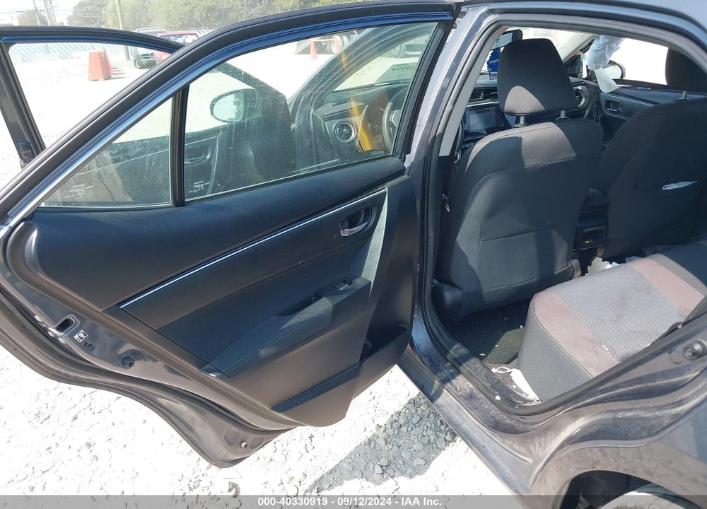 2018 TOYOTA COROLLA LE VIN: 2T1BURHE3JC055079