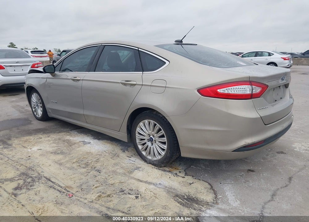 2015 FORD FUSION HYBRID VIN: 3FA6P0LUXFR304651
