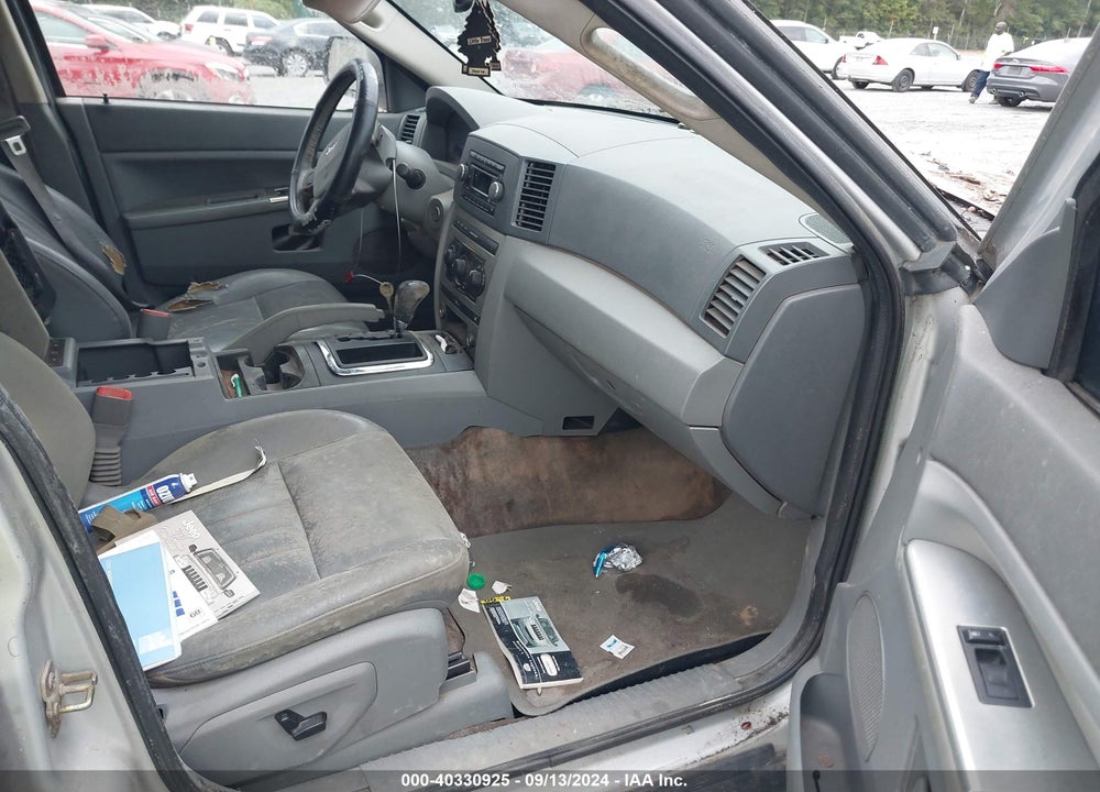 2005 JEEP GRAND CHEROKEE LAREDO VIN: 1J4GS48K05C656365