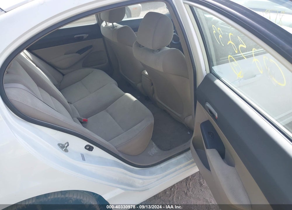 2010 HONDA CIVIC LX VIN: 19XFA1F52AE025233