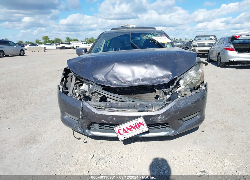 2015 HONDA ACCORD VIN: 1HGCR2F8XFA276167