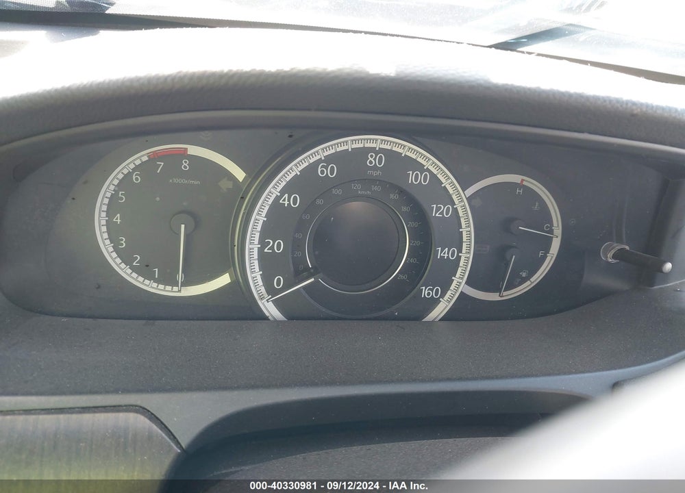 2015 HONDA ACCORD VIN: 1HGCR2F8XFA276167