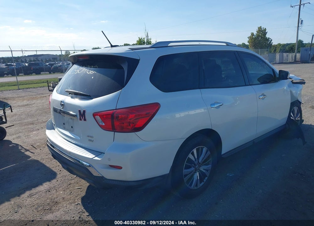 2018 NISSAN PATHFINDER SV VIN: 5N1DR2MM8JC614676