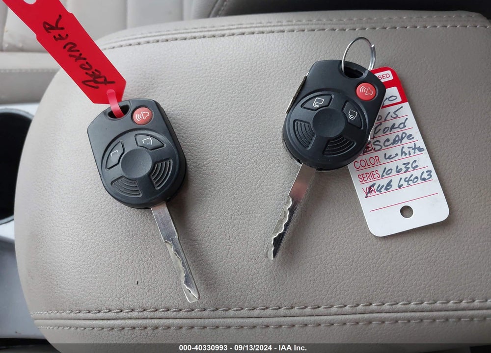 2015 FORD ESCAPE SE VIN: 1FMCU9GX0FUB64063