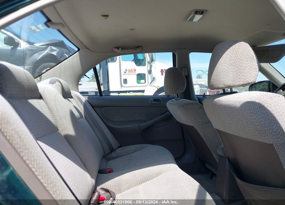1999 HONDA CIVIC LX VIN: 1HGEJ6577XL031641