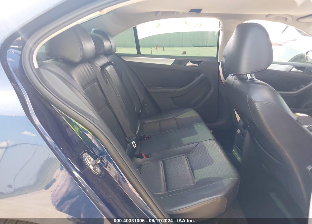 2013 VOLKSWAGEN JETTA 2.5L SE VIN: 3VWDP7AJ7DM417662