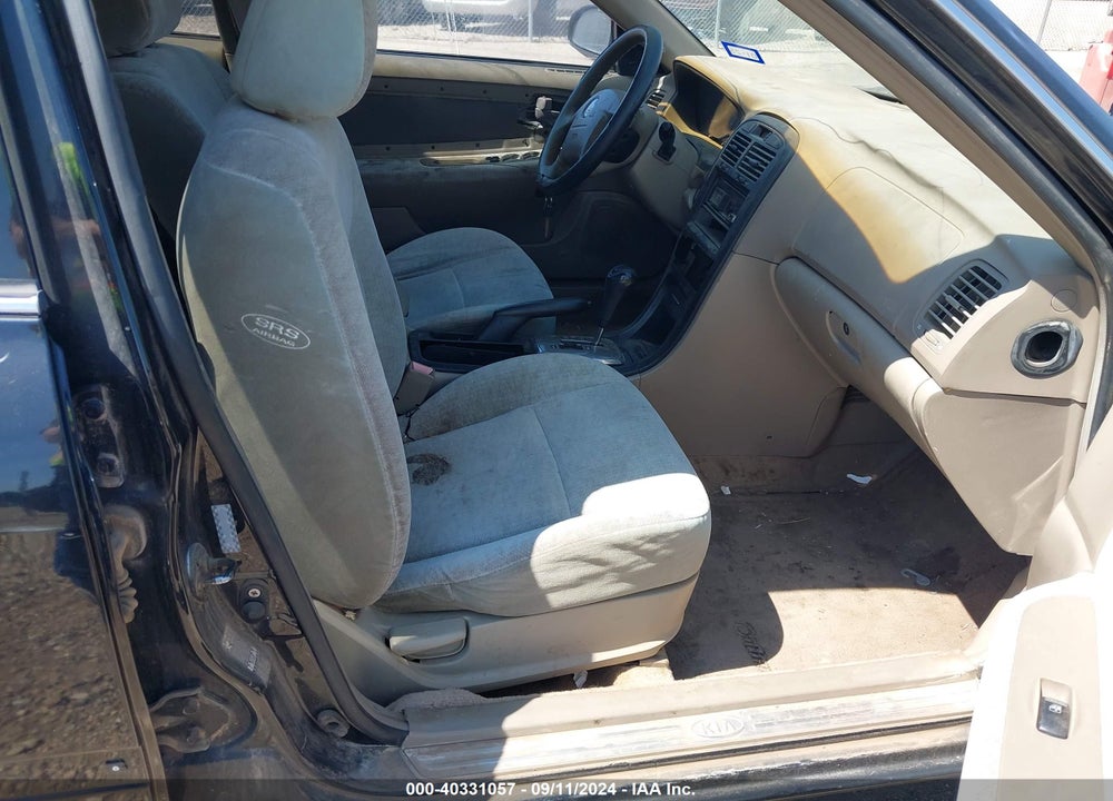 2003 KIA OPTIMA LX/SE VIN: KNAGD126235208279