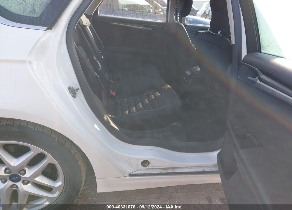 2014 FORD FUSION SE VIN: 1FA6P0HD4E5360529