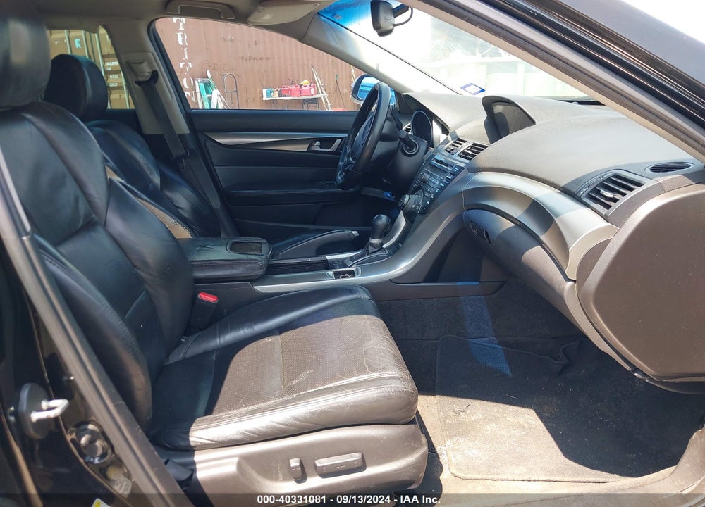 2011 ACURA TL 3.5 VIN: 19UUA8F50BA006895