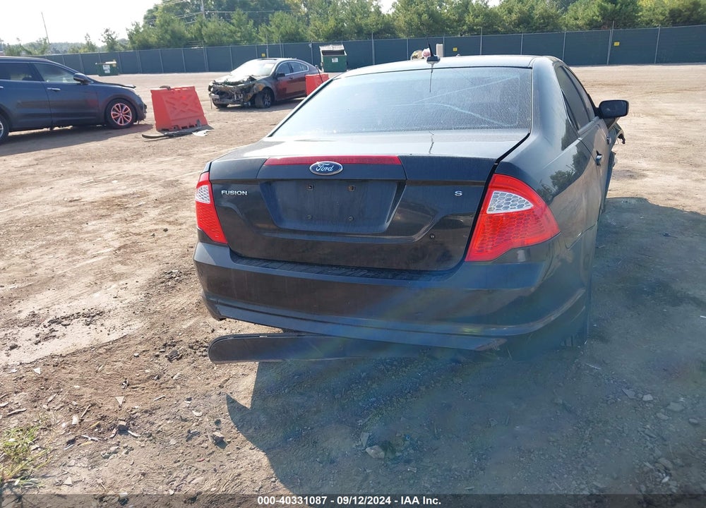 2010 FORD FUSION S VIN: 3FAHP0GA0AR277560