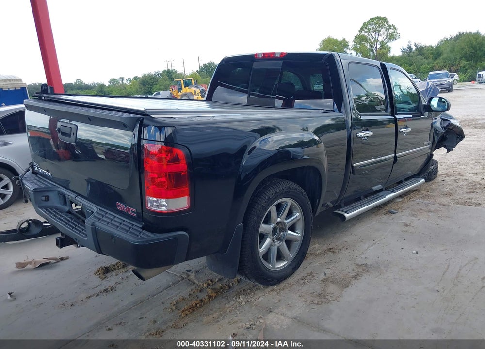 2011 GMC SIERRA 1500 DENALI VIN: 3GTP1XE22BG179817