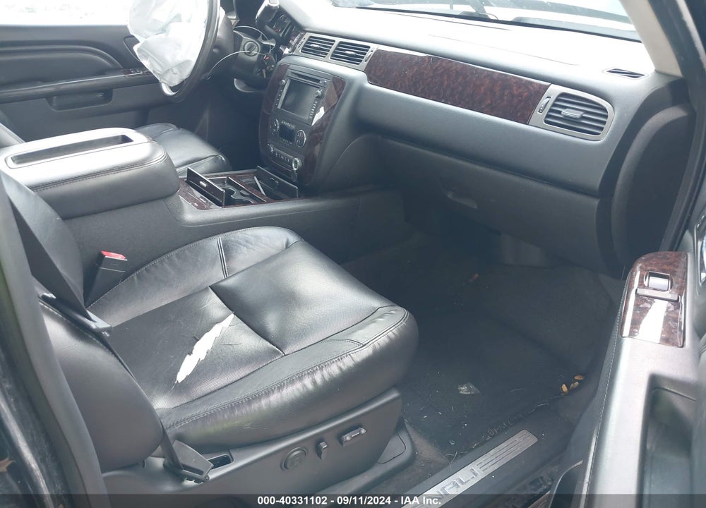 2011 GMC SIERRA 1500 DENALI VIN: 3GTP1XE22BG179817