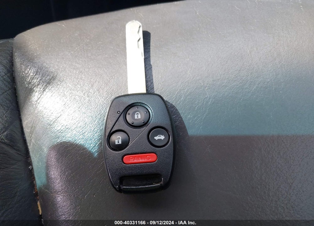 2004 HONDA ACCORD 3.0 EX VIN: 1HGCM665X4A008356
