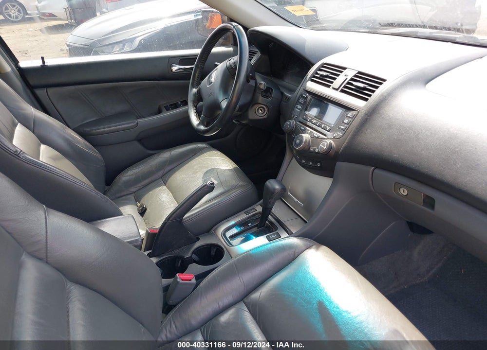 2004 HONDA ACCORD 3.0 EX VIN: 1HGCM665X4A008356