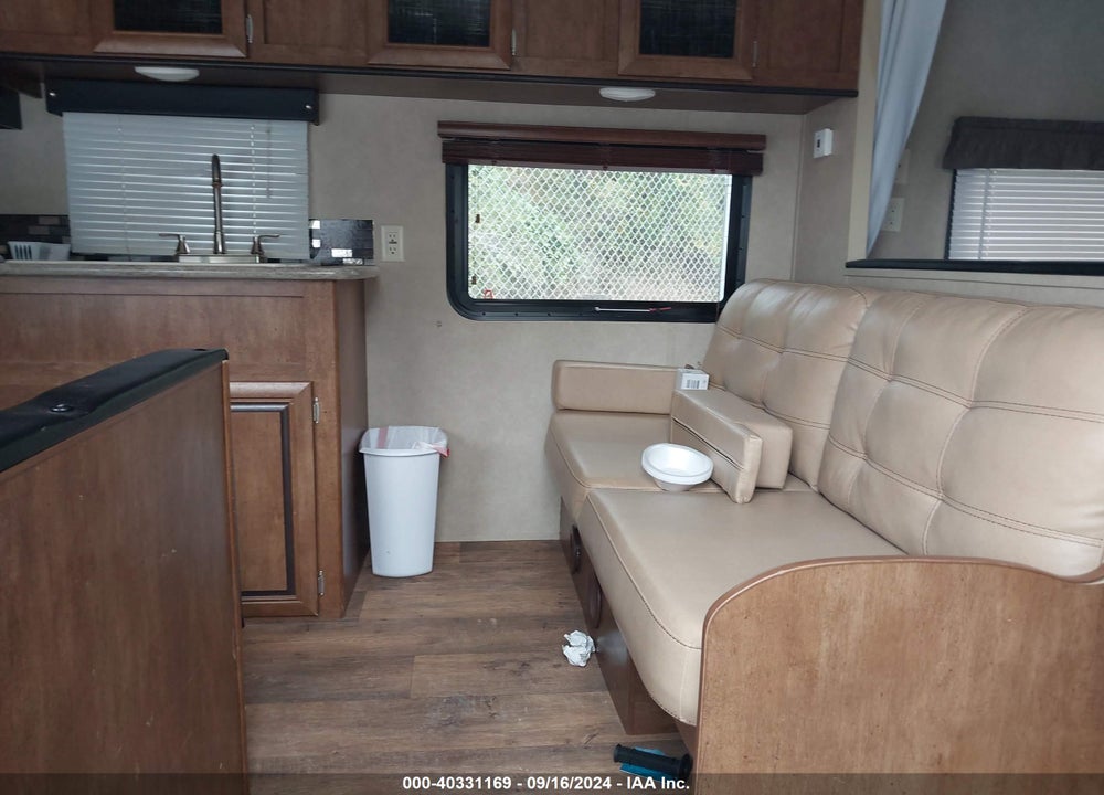 2016 FOREST RIVER RIVER WILDWOOD VIN: 4X4TWDB26G7352495