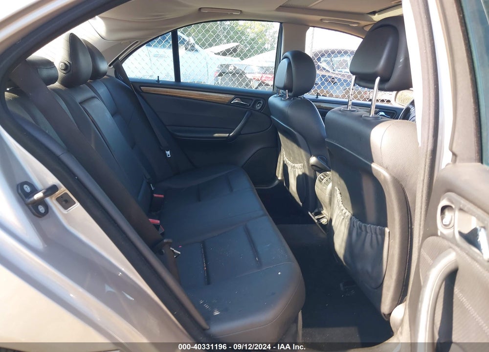 2007 MERCEDES-BENZ C 230 SPORT VIN: WDBRF52H17F919582