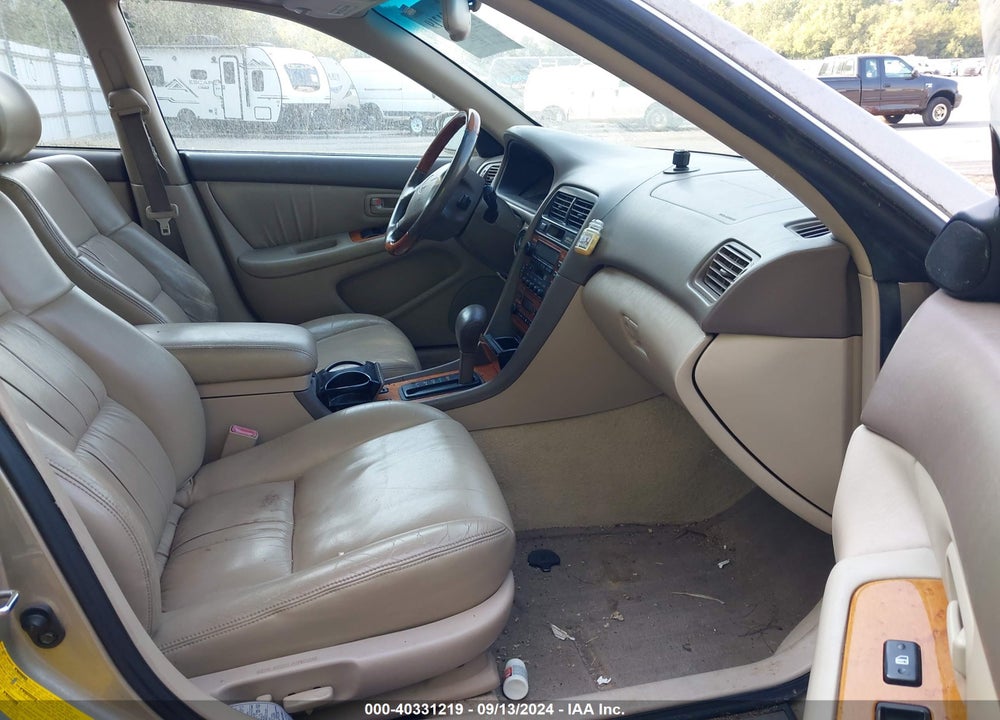 2000 LEXUS ES 300 VIN: JT8BF28G7Y5090474