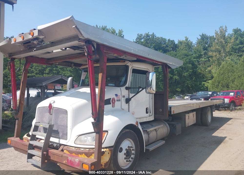 2013 KENWORTH CONSTRUCTION T370 VIN: 2NKHHN7X2DM324506