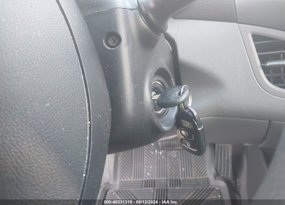 2013 HYUNDAI ELANTRA GLS VIN: 5NPDH4AE3DH280128