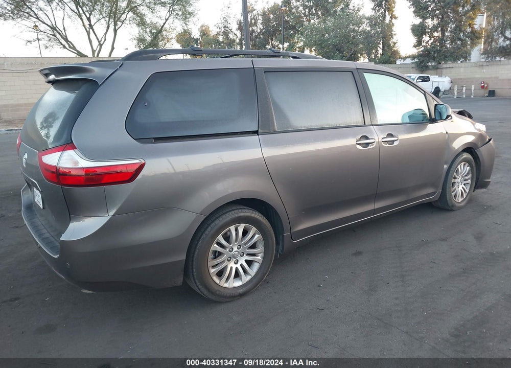 2017 TOYOTA SIENNA XLE PREMIUM 8 PASSENGER VIN: 5TDYZ3DCXHS794142