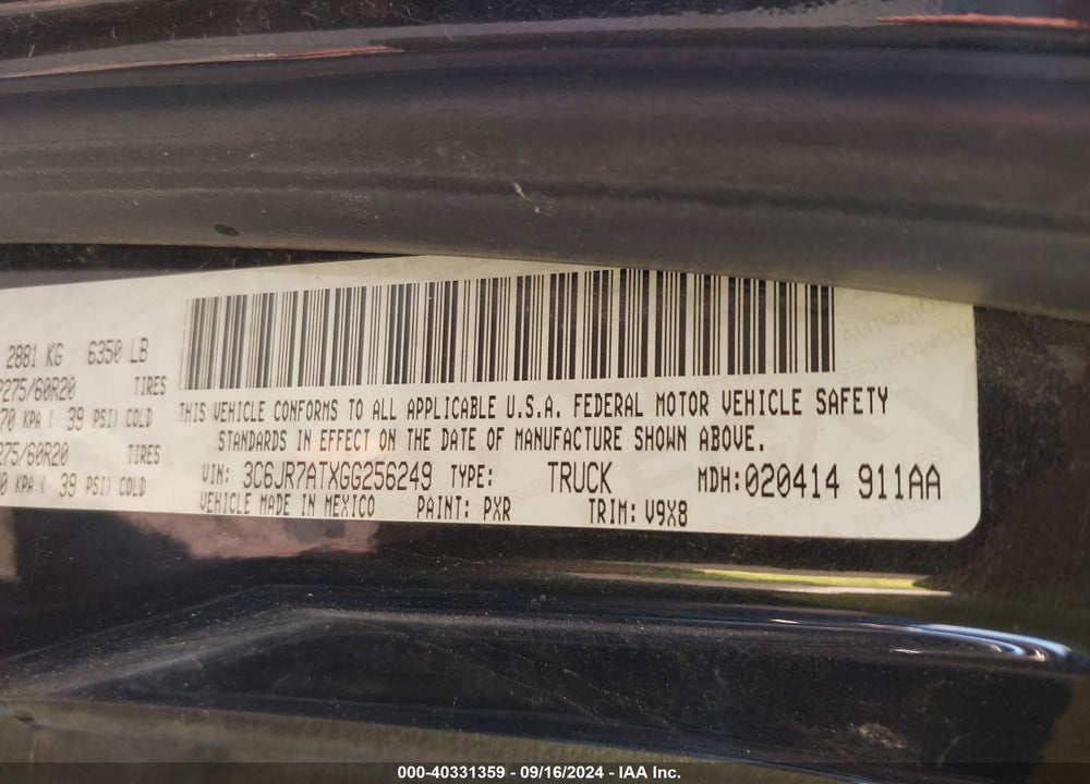 2016 RAM 1500 EXPRESS VIN: 3C6JR7ATXGG256249