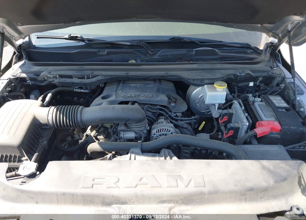 2021 RAM 1500 BIG HORN QUAD CAB 4X4 6'4 BOX VIN: 1C6SRFBT0MN601885