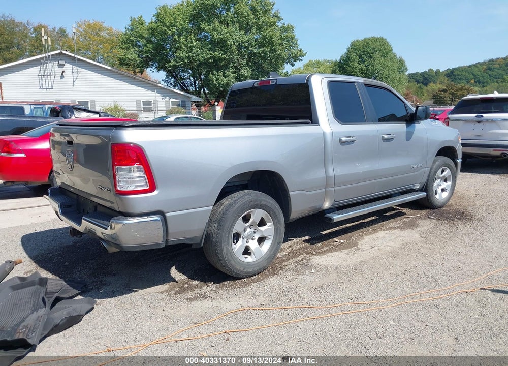 2021 RAM 1500 BIG HORN QUAD CAB 4X4 6'4 BOX VIN: 1C6SRFBT0MN601885