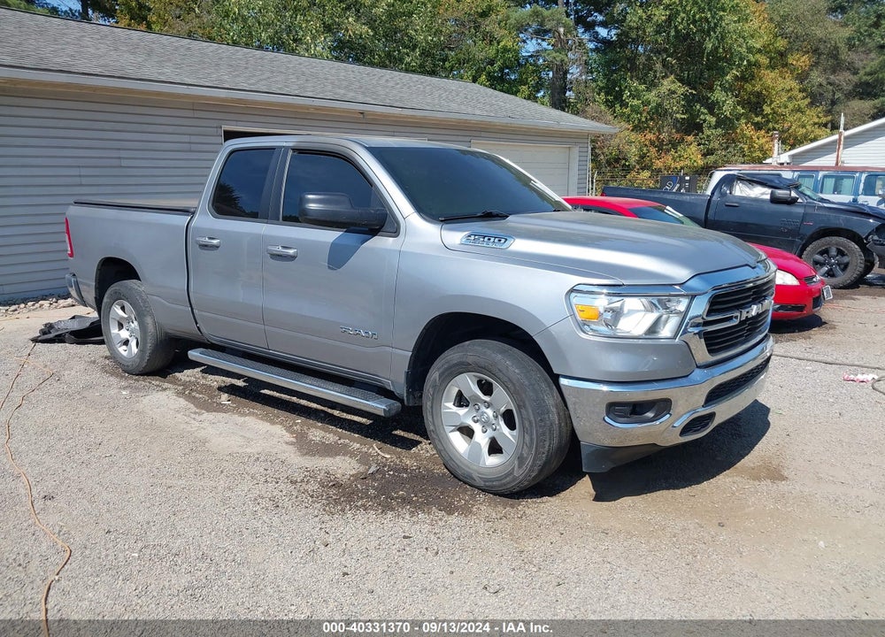 2021 RAM 1500 BIG HORN QUAD CAB 4X4 6'4 BOX VIN: 1C6SRFBT0MN601885