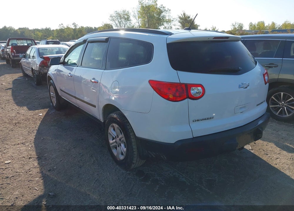 2010 CHEVROLET TRAVERSE LS VIN: 1GNLREED6AS115176