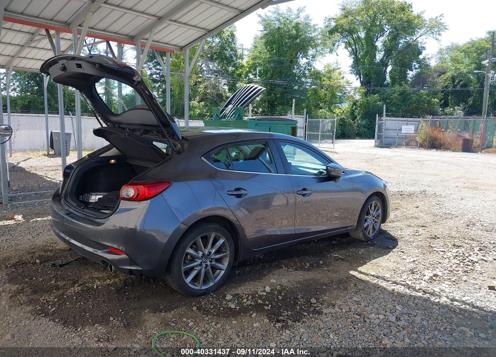 2018 MAZDA 3 TOURING VIN: 3MZBN1L34JM255428