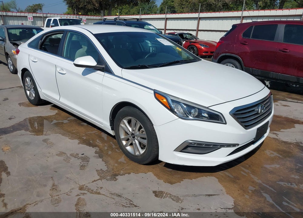 2015 HYUNDAI SONATA SE VIN: 5NPE24AF2FH219192