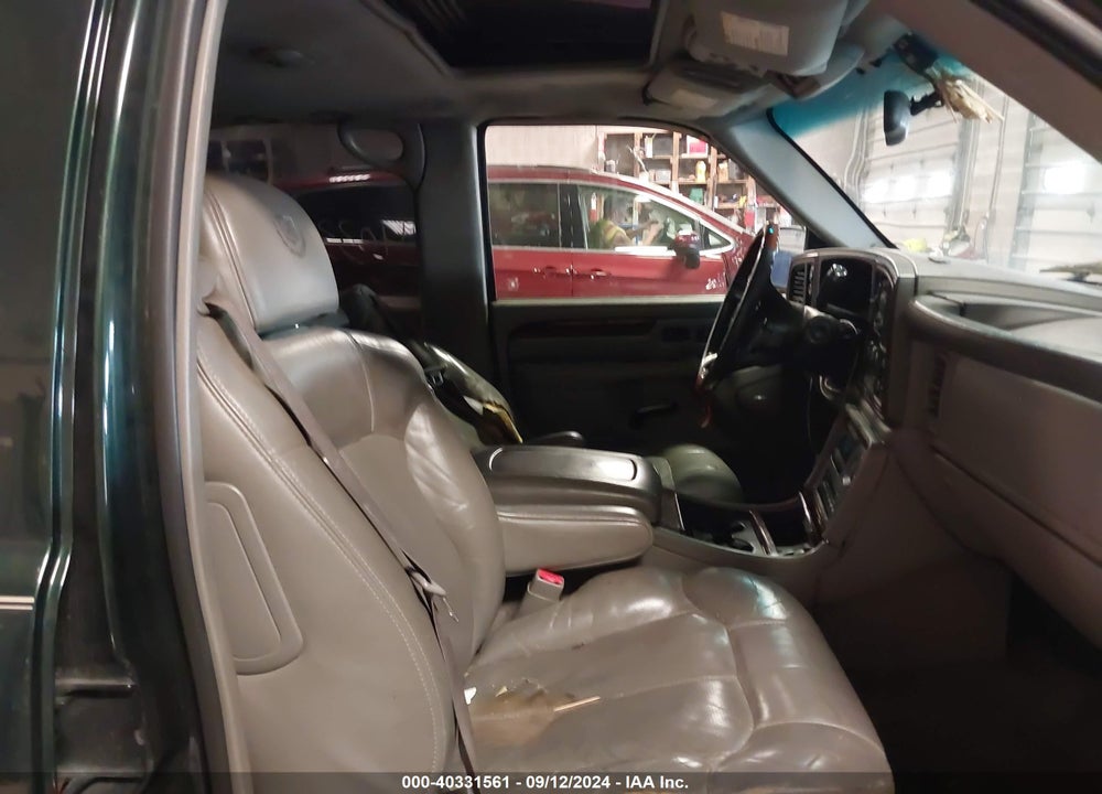 2002 CADILLAC ESCALADE STANDARD VIN: 1GYEK63NX2R244466